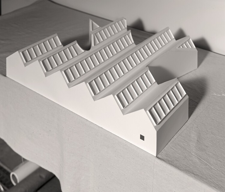 ‘T’ Space Presents New Hudson Valley Houses by Steven Holl, Toshiko Mori, and Others at the Archive Gallery - Image 5 of 9