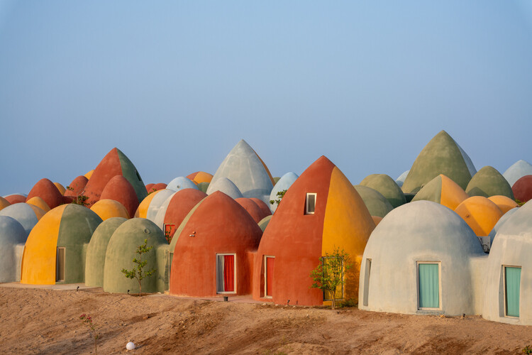 “Our Message This Time Was Optimism”: In Conversation with Farrokh Derakhshani, Director of the Aga Khan Award for Architecture - Image 2 of 9