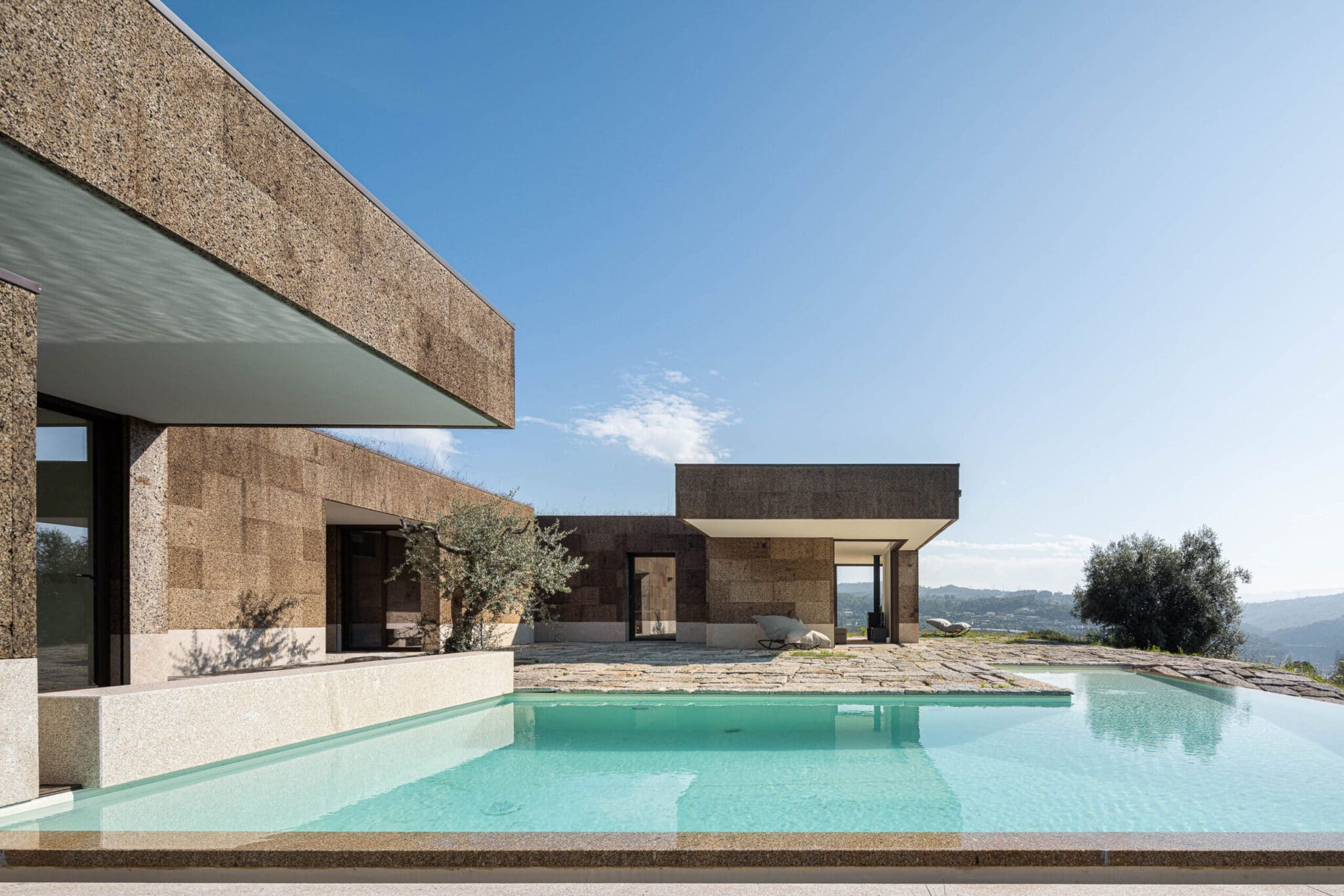 카사 다 레바다의 포르투갈 모더니즘: 건축 디테일의 진화