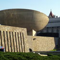 The Empire Center at The Egg, a performing arts venue resembling an egg sitting in the northeast corner of Empire State Plaza, New York. Image © Wally Gobetz via Flickr, license CC BY-NC-ND 2.0 The Egg Performing Arts Center Reopens Following Six-Month Restoration in Albany, New York - Image 4 of 5