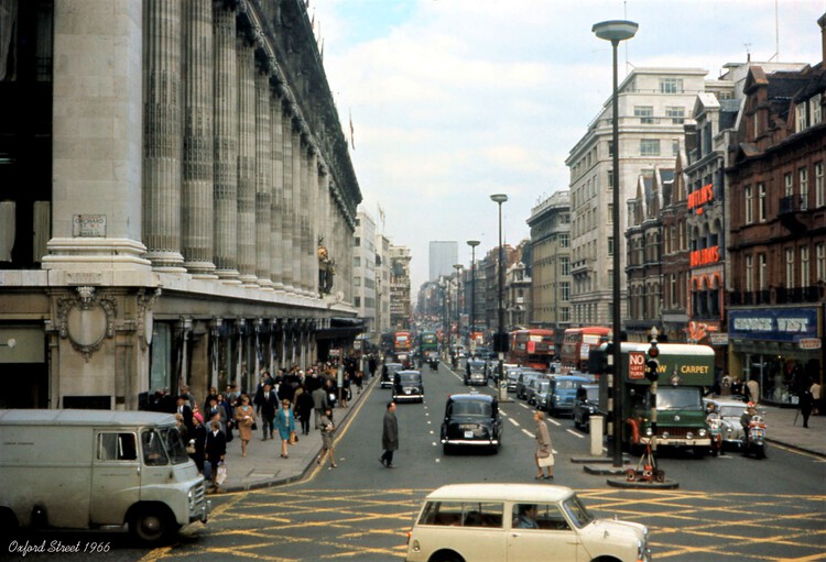 From London to Houston: Four Ongoing Pedestrianisation Initiatives Shaping More Walkable Cities - Image 3 of 17