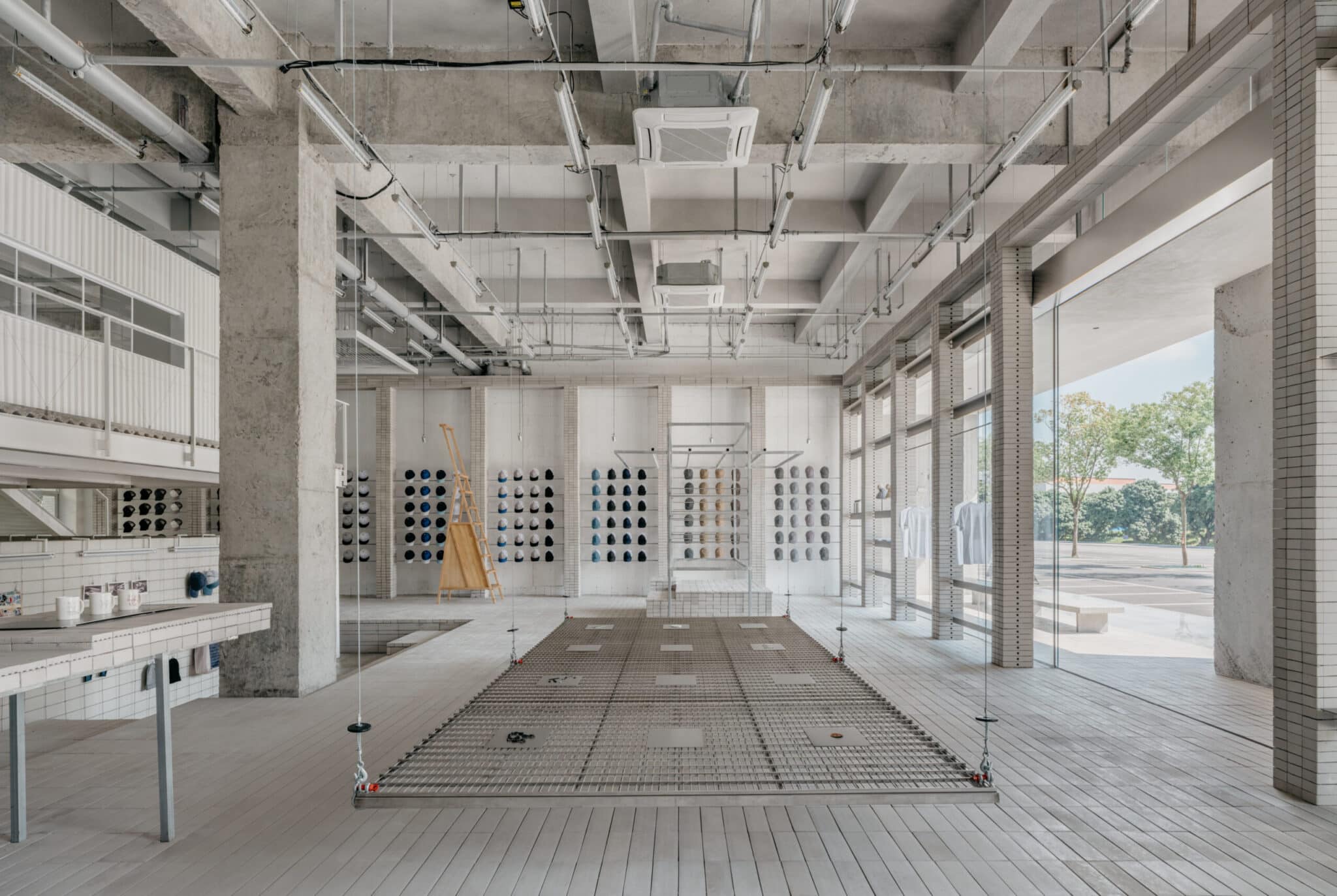 AI가 건축 설계를 대신하지 않는다. 대신 서류 작업을 자동으로 처리한다.