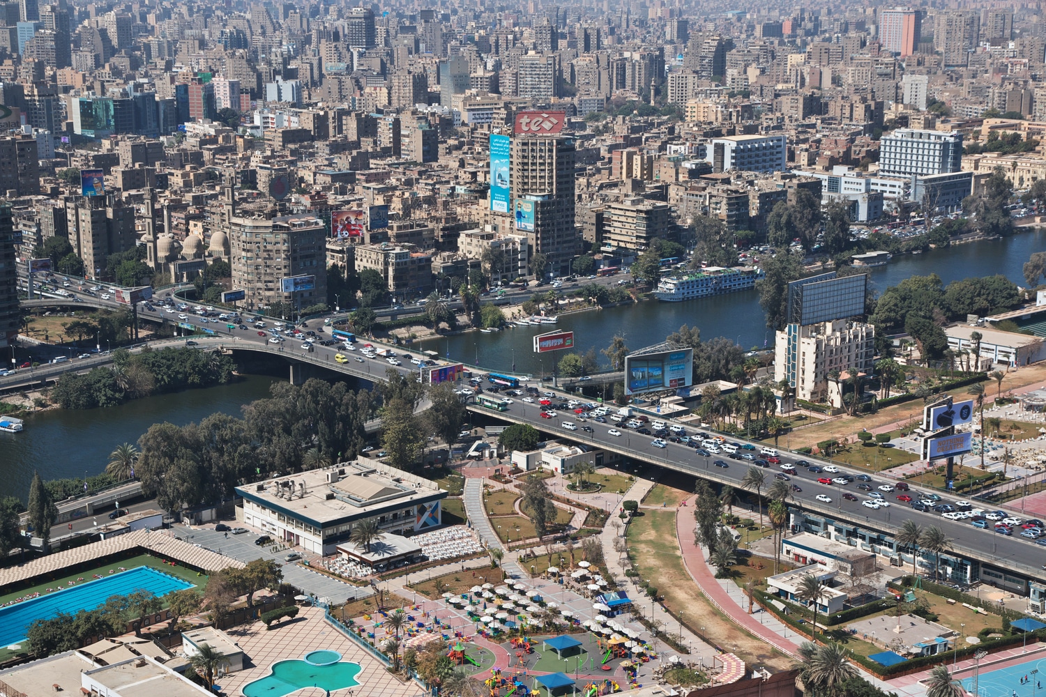 글로벌 맥락 속 수도 이동: 전략적 계획에서 환경적 필요성까지