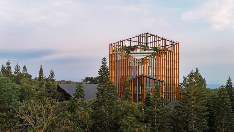 Systems’ Hack and RAMSA’s Palmer Memorial Institute Plan: This Week’s Review - More Images