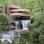 프랭크 로이드 라이트의 폴링워터 하우스 복원과 밀라노 살로네 델 모빌 2026: 이번 주 리뷰