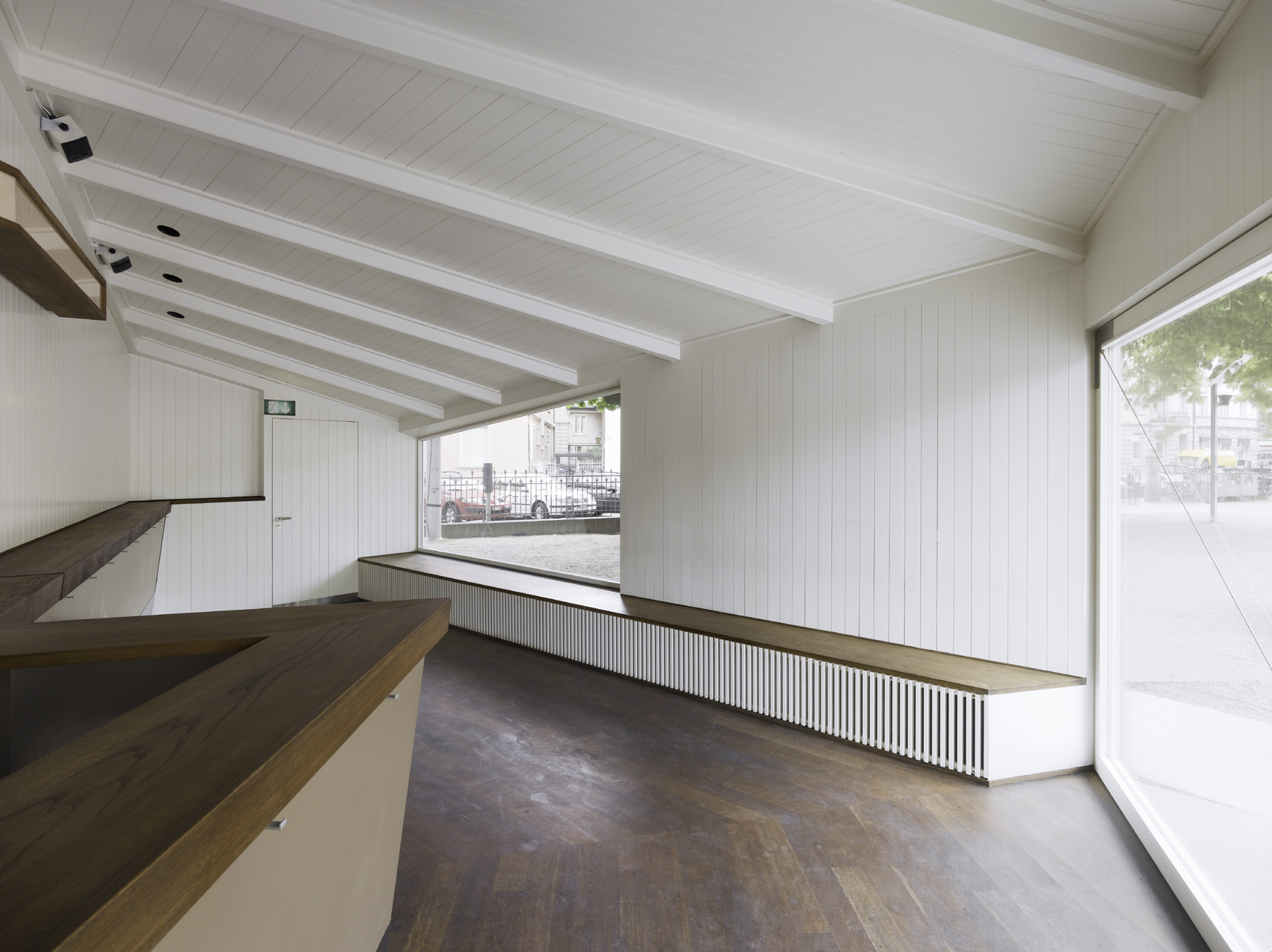 Xenix-Cinema_01_architizer
