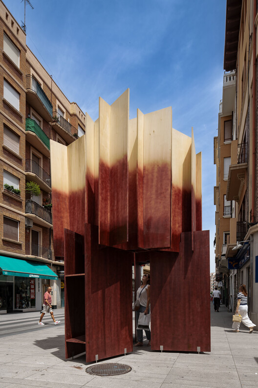 Concéntrico Festival 2026 Unveils 24 Urban Installations Across Logroño, Spain - Image 10 of 135