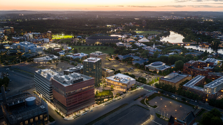 Studio Gang and Henning Larsen Complete One Milestone Life Science Campus in Boston - Image 2 of 21