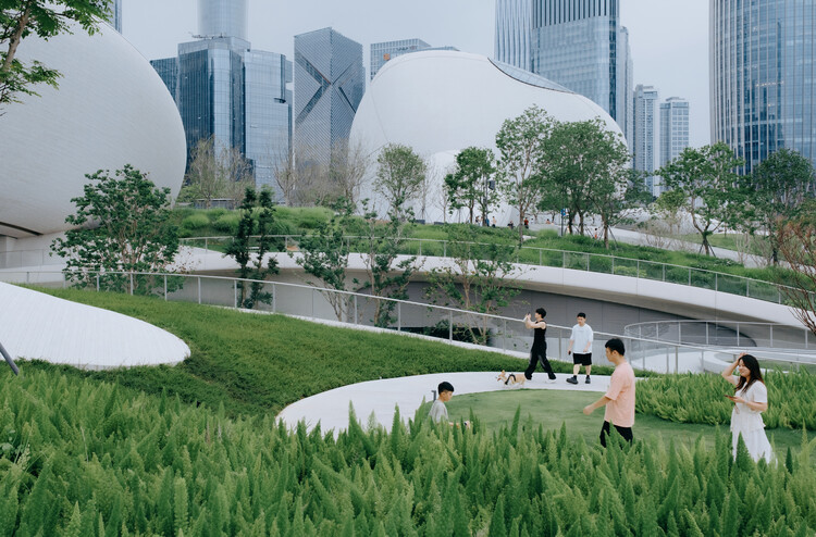 MAD Completes Shenzhen Bay Culture Square, a Coastal Design Museum and Public Park in China - Image 5 of 39