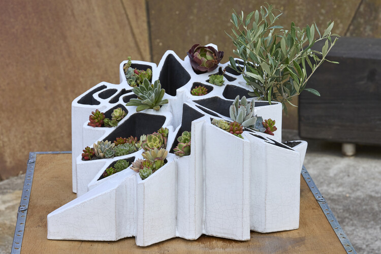 Parlour Gardens Exhibition Displays Miniature Ceramic Landscapes at Barcelona's Botanic Garden - Image 32 of 97