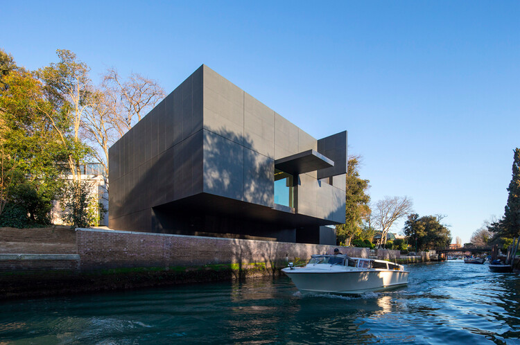 Australian Pavilion Explores Multi-Dwelling Housing Through "Lived In" at the 2027 Venice Architecture Biennale - Image 5 of 6