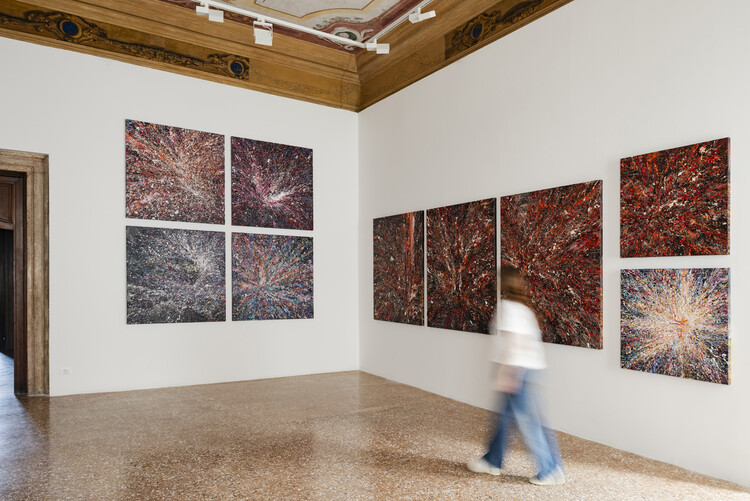 The ECC Awards Shortlist Explores Memory, Identity and Technology in Venice - Image 16 of 52