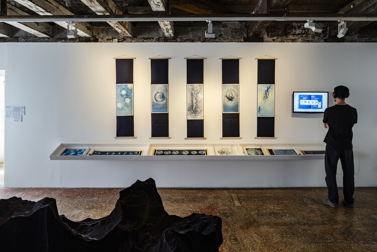 The ECC Awards Shortlist Explores Memory, Identity and Technology in Venice - Image 48 of 52