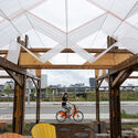 The Waterfront Neighbourhood Space by GXN. Image © Andrew Williamson Lina Bo Bardi's First Exhibition in China and GXN's Reclaimed-Material Community Space: This Week's Review - Image 5 of 9