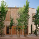 Salvador Espriu 37. 19 Social housing units in Palma, Mallorca, Balearic Islands. Architects DATAAE. Image © Jesus Granada The Balearic Social Housing Model Receives the 2026 OBEL Award - Image 8 of 28