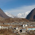 Langtang Village, 2014. Image © Andrew and Annemarie via Flickr, licensed under CC BY-SA 2.0 Himalayan Glacier Collapse Triggers Flash Floods and Infrastructure Destruction in Nepal - Image 4 of 7
