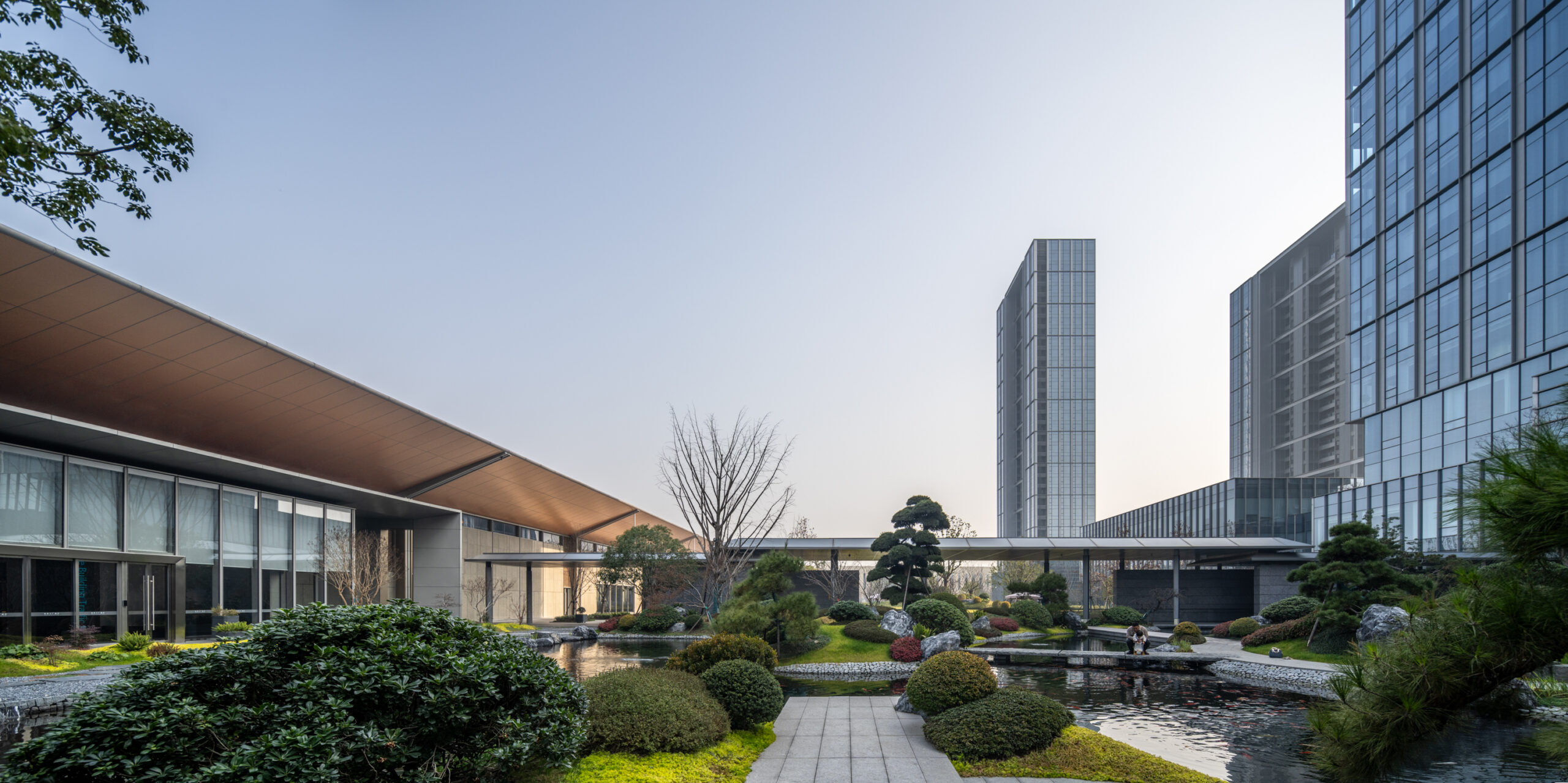 XIO Lift Industrial Park_02-architizer
