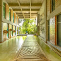 Green Field Factory, Nakshabid Architects, Rangpur, Bangladesh, 2026. Image © Mud Canvas Nakshabid Architects’ Alternative Factory Model in Bangladesh Receives the RIBA International Prize 2026 - Image 4 of 21