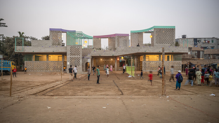Housing as a Human Right and an Exhibition Reassessing Le Corbusier: This Week's Review - More Images